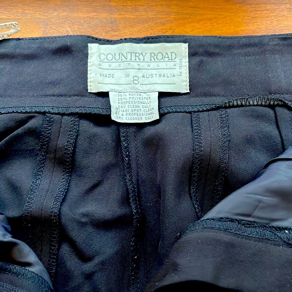 One pair of Country Rd., Australia size 8, wide leg w/ narrow ankle dress pants